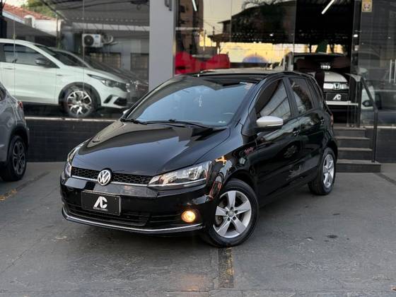 VOLKSWAGEN FOX 1.6 MI ROCK IN RIO 8V FLEX 4P MANUAL VOLKSWAGEN FOX 1.6 MI ROCK IN RIO 8V FLEX 4P MANUAL